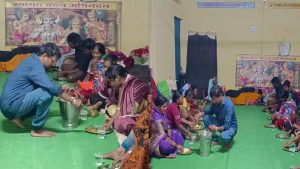 बाढ़ में प्रशासन और टीमवर्क की मिसाल, राहत-बचाव अभियान से लोगों को मिली सुरक्षा बाढ़ में प्रशासन और टीमवर्क की मिसाल, राहत-बचाव अभियान से लोगों को मिली सुरक्षा