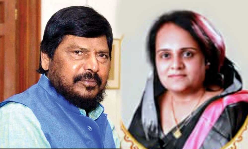 केंद्रीय राज्य मंत्री रामदास अठावले का आगमन बिलासपुर में केंद्रीय राज्य मंत्री रामदास अठावले का आगमन बिलासपुर में