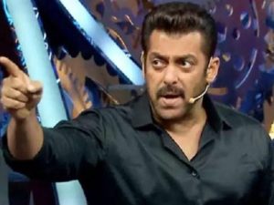 Bigg Boss 20 के प्रीमियर से पहले सलमान का दिखा गुस्सा, पैप्स की इस बात पर हुए इरिटेट