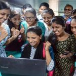 चूल्हे-चौके से लाइब्रेरी तक पहुंचीं बिहार की महिलाएं, बनीं ‘डिजिटल एडुप्रेन्योर’; 61% छात्राएं उठा रहीं लाभ चूल्हे-चौके से लाइब्रेरी तक पहुंचीं बिहार की महिलाएं, बनीं ‘डिजिटल एडुप्रेन्योर’; 61% छात्राएं उठा रहीं लाभ
