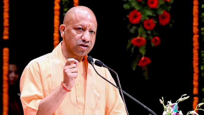 सीएम योगी का बड़ा संदेश: शिकायतों का समयबद्ध निस्तारण जरूरी, अनावश्यक शिकायत करने वालों पर भी हो कार्रवाई