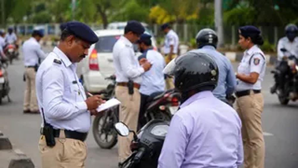 रांची में अक्टूबर के त्योहारों पर ट्रैफिक पुलिस अलर्ट, जाम-अतिक्रमण और गलत पार्किंग पर चलेगा अभियान