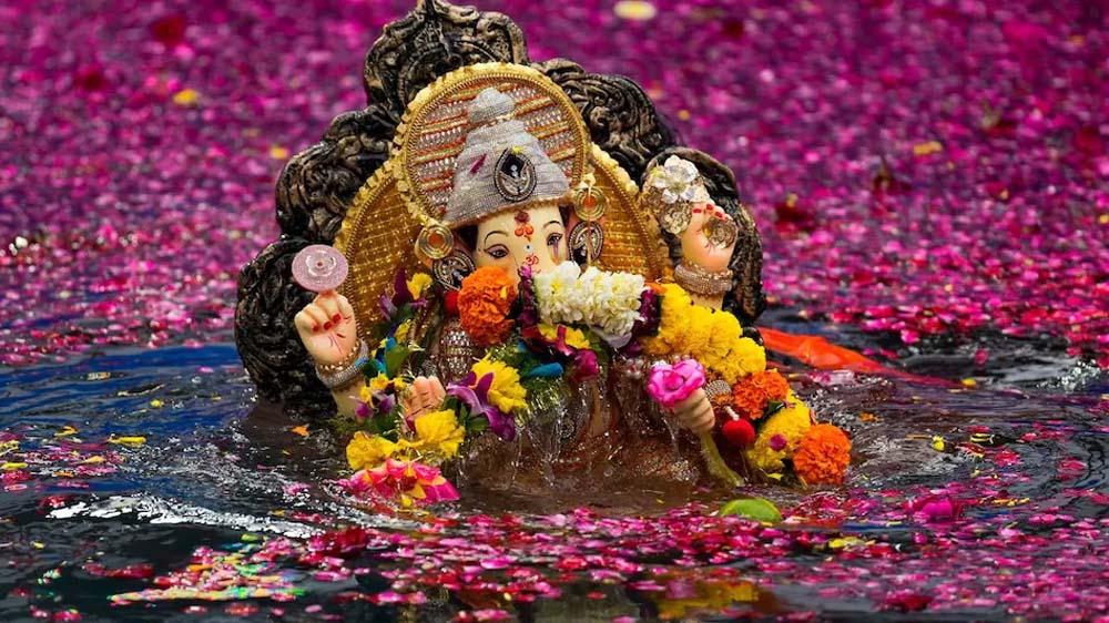 अनंत चतुर्दशी 2026: गणपति विसर्जन का शुभ मुहूर्त और पूजा विधि जानें अनंत चतुर्दशी 2026: गणपति विसर्जन का शुभ मुहूर्त और पूजा विधि जानें