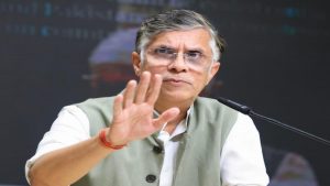 पवन खेड़ा के हिजाब बयान पर पूनावाला का हमला, बोले- कांग्रेस ने किया सेल्फ गोल