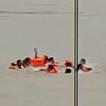 गौरीघाट में बड़ा हादसा टला, 4 की क्षमता वाली मोटरबोट में सवार थे 8 होमगार्ड जवान गौरीघाट में बड़ा हादसा टला, 4 की क्षमता वाली मोटरबोट में सवार थे 8 होमगार्ड जवान