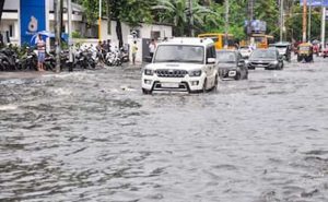ग्वालियर-चंबल और सागर संभाग में तेज बारिश का अलर्ट, उज्जैन में गिरा महाकाल द्वार; शिवपुरी में हादसा ग्वालियर-चंबल और सागर संभाग में तेज बारिश का अलर्ट, उज्जैन में गिरा महाकाल द्वार; शिवपुरी में हादसा