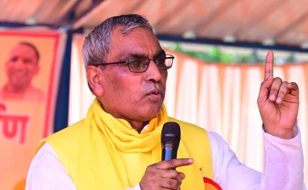 सहारनपुर में अवैध मस्जिद पर कार्रवाई, राजभर ने अखिलेश से पूछा-मलबे के सामने फातिहा पढ़ेंगे?
