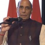 पाकिस्तान को राजनाथ सिंह की चेतावनी, आतंकवाद जारी रहा तो हमले के लिए भारत तैयार