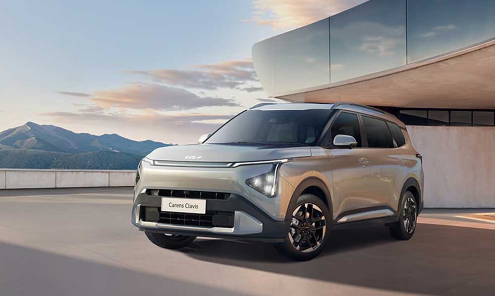 Kia Carens Clavis खरीदने का शानदार मौका, सितंबर में ₹1.20 लाख तक की बचत