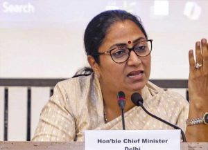 दिल्ली में पुरानी इमारतों पर बड़ा एक्शन, 20-30 साल पुराने भवनों में नहीं चलेंगे हॉस्टल और नर्सिंग होम