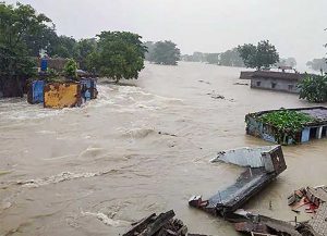 बिहार में बाढ़ से बिगड़े हालात, 22.42 लाख लोग पानी से घिरे; गंगा ने तोड़ा पुराना रिकॉर्ड