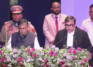 पंजाब-हरियाणा हाईकोर्ट को मिला नया चीफ जस्टिस, विरोध के बावजूद जस्टिस अश्वनी कुमार मिश्रा ने ली शपथ