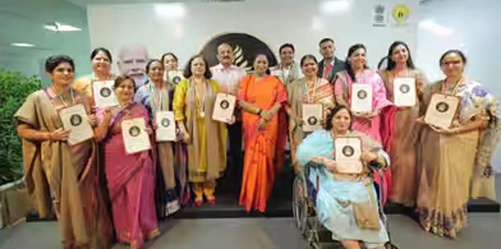 शिक्षक दिवस पर दिल्ली के 118 शिक्षकों का सम्मान, 10,417 शिक्षकों की भर्ती का ऐलान