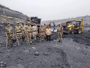 कोयला चोरी रोकने की तैयारी तेज, आम्रपाली खदान में CISF की तैनाती से बढ़ेगी निगरानी