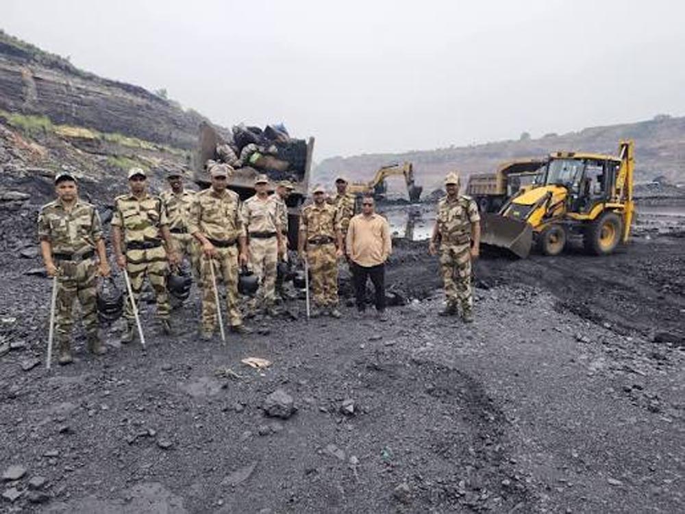 कोयला चोरी रोकने की तैयारी तेज, आम्रपाली खदान में CISF की तैनाती से बढ़ेगी निगरानी