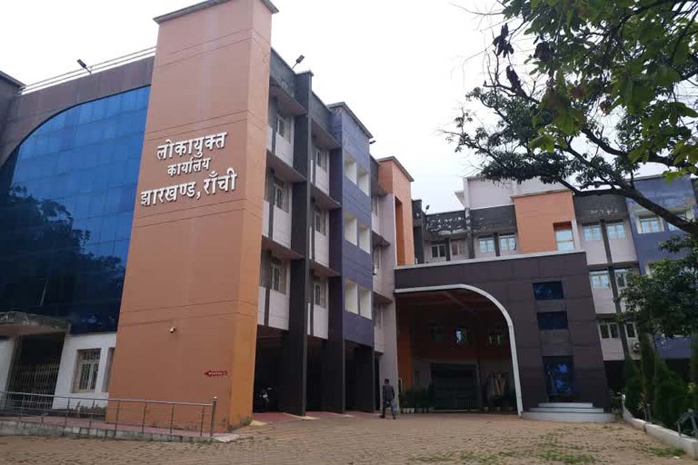 रिश्वत-म्यूटेशन की शिकायतों से घिरे अंचल, लोकायुक्त के पास हर माह पहुंच रहीं 15-20 शिकायतें