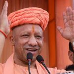 CM योगी बोले- हर बच्चे को पढ़नी चाहिए ‘एग्जाम वॉरियर्स’, किताबों से दूर नहीं है आज का युवा