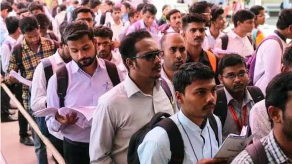 UP Teacher Recruitment 2026: दिसंबर तक होंगी कई बड़ी परीक्षाएं, PGT से Super TET तक जानें पूरा शेड्यूल