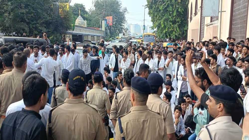 MBBS इंटर्न डॉक्टरों का आंदोलन जारी, स्टाइपेंड बढ़ाने की मांग पर आज सरकारी अस्पतालों में OPD ठप