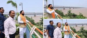 गंगा उफान पर, बिहार के 11 जिलों में 10 लाख से ज्यादा आबादी प्रभावित; मंत्री संभालेंगे मोर्चा गंगा उफान पर, बिहार के 11 जिलों में 10 लाख से ज्यादा आबादी प्रभावित; मंत्री संभालेंगे मोर्चा