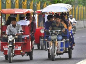 ऑटो-ई रिक्शा में सफर से पहले पहचान होगी आसान, चालकों को पहननी होगी ग्रे वर्दी ऑटो-ई रिक्शा में सफर से पहले पहचान होगी आसान, चालकों को पहननी होगी ग्रे वर्दी