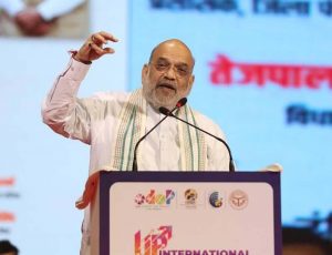 यूपी में अब कट्टा उद्योग की जगह डिफेंस कॉरिडोर और वाहन चोरी की जगह वाहन निर्माण: गृह मंत्री यूपी में अब कट्टा उद्योग की जगह डिफेंस कॉरिडोर और वाहन चोरी की जगह वाहन निर्माण: गृह मंत्री