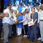 सीएम योगी के नेतृत्व में तेजी से शिखर पर पहुंचा गन्ना व चीनी उद्योग
