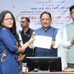 मुख्यमंत्री विष्णु देव साय ने 21 नवचयनित सहायक संचालकों को सौंपे नियुक्ति पत्र