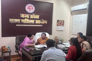 महिला आयोग की संयुक्त बैंच में 38 प्रकरणों की सुनवाई, प्रताड़ना और दहेज मामलों पर सख्त कार्रवाई के निर्देश