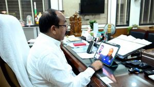 कबड्डी में स्वर्ण जीतकर छत्तीसगढ़ का नाम रोशन करने वाली संजू देवी से बोले अरुण साव- आप पर प्रदेश को गर्व