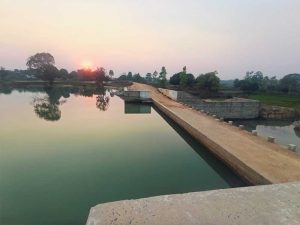 374.96 लाख रुपये की लागत से तैयार जल संरचना बनी सिंचाई, निस्तारी और मवेशियों के पेयजल का आधार