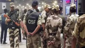 370 संवेदनशील प्रतिष्ठानों की ड्रोन निगरानी, CISF-DFI की साझेदारी; बहरोड़ में बनेगा ट्रेनिंग हब 370 संवेदनशील प्रतिष्ठानों की ड्रोन निगरानी, CISF-DFI की साझेदारी; बहरोड़ में बनेगा ट्रेनिंग हब