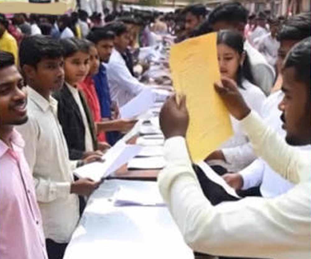 छत्तीसगढ़ में 877 नौकरियों का मौका, जिला रोजगार मेले में आज सीधी भर्ती