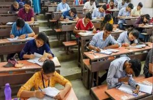 नारायणपुर में शिक्षा को मिला नया आयाम, छात्रों की प्रतियोगी परीक्षा तैयारी पर भी फोकस