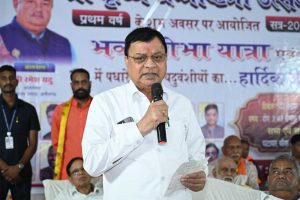 जन्माष्टमी के रंग में रंगा कोरबा, सर्व यादव समाज की भव्य शोभायात्रा में शामिल हुए मंत्री लखन लाल देवांगन
