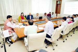 मुख्यमंत्री की उपस्थिति में आरयूएमएसएल और एडीबी के मध्य हुआ एमओयू