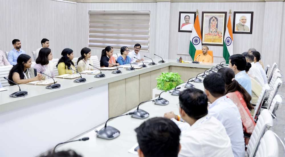 बुनकरों को सरकारी खरीद के माध्यम से मिलेगा स्थायी बाजार और रोजगार