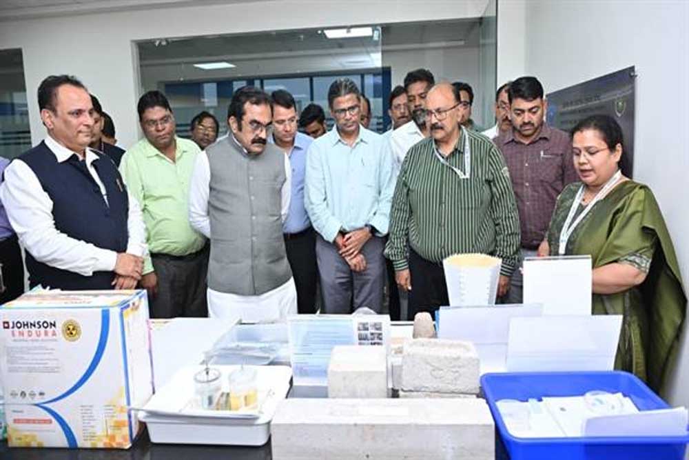 मंत्री  सिंह ने पीडब्ल्यूडी अधिकारियों के साथ किया सीएसआईआर-एम्प्री, भोपाल का भ्रमण मुख्यमंत्री डॉ. यादव की उपस्थिति में सीएसआईआर-एम्प्री के साथ एमओयू पर होंगे