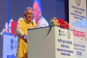 भाषाएं जोड़ने का माध्यम हैं, तोड़ने का नहीं