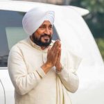 दिल्ली पहुंचे चन्नी, संसद रत्न अवार्ड के साथ कांग्रेस की गुटबाजी पर होगी अहम बैठक! दिल्ली पहुंचे चन्नी, संसद रत्न अवार्ड के साथ कांग्रेस की गुटबाजी पर होगी अहम बैठक!