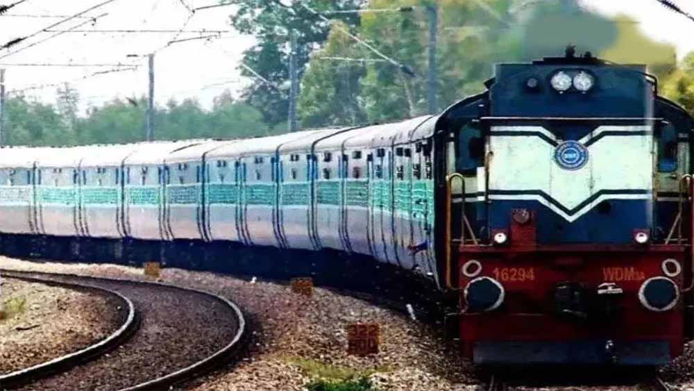 पंजाब की 69 ट्रेनें प्रभावित, 27 सितंबर तक असर पंजाब की 69 ट्रेनें प्रभावित, 27 सितंबर तक असर