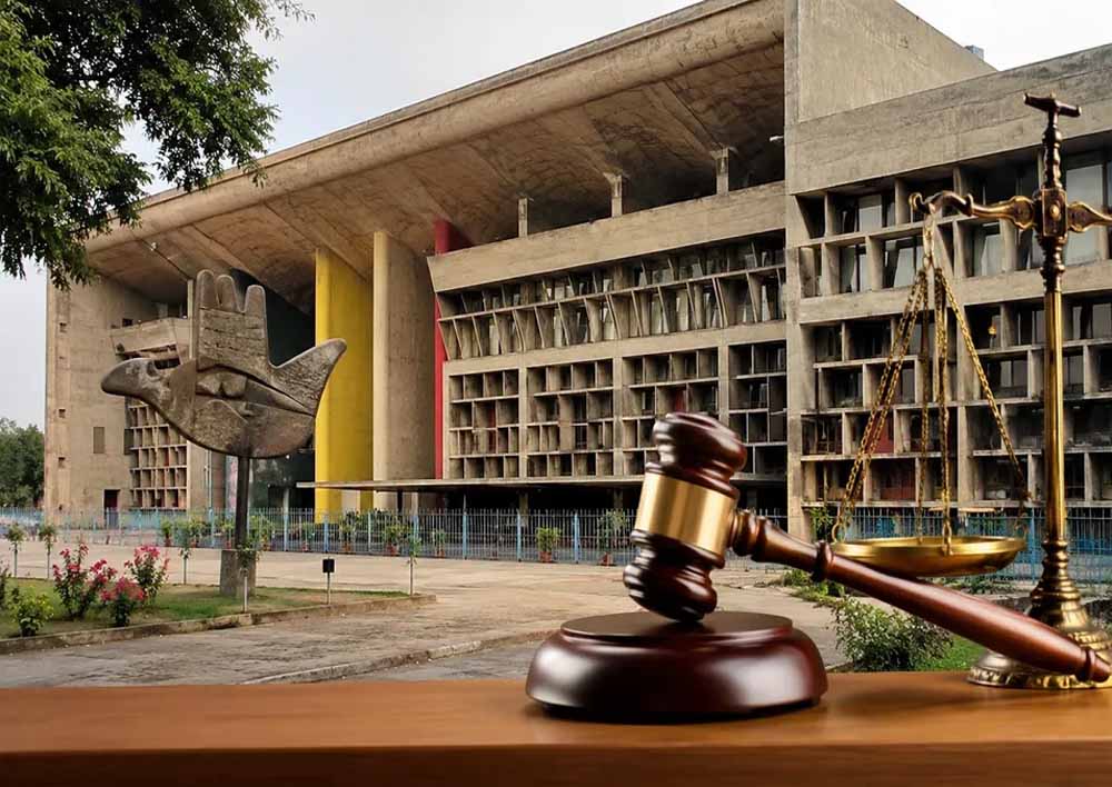 पीछे से टक्कर को लेकर हाई कोर्ट का अहम फैसला, बीमा कंपनी की अपील हुई खारिज