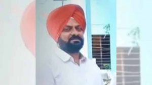 स्कूल में हेड टीचर को अचानक सीने में उठा दर्द, पानी पीते ही गिरे और गई जान