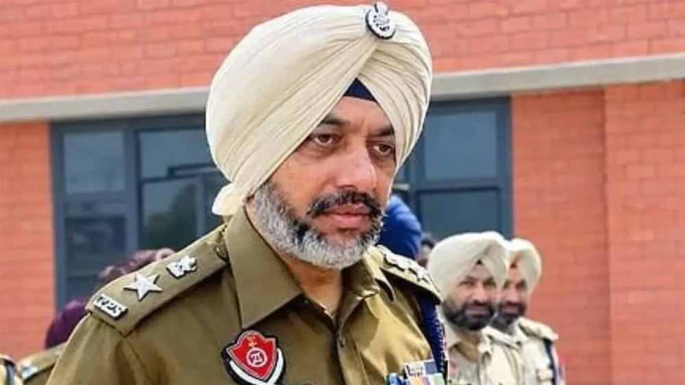 बेटी के MBBS एडमिशन के लिए फर्जी डेथ सर्टिफिकेट? बर्खास्त AIG राजजीत का मामला बेटी के MBBS एडमिशन के लिए फर्जी डेथ सर्टिफिकेट? बर्खास्त AIG राजजीत का मामला