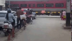रेल यात्रियों के लिए बड़ी खबर! चंडीगढ़ स्टेशन पर 36 दिन ब्लॉक, 12 ट्रेनें कैंसिल रेल यात्रियों के लिए बड़ी खबर! चंडीगढ़ स्टेशन पर 36 दिन ब्लॉक, 12 ट्रेनें कैंसिल