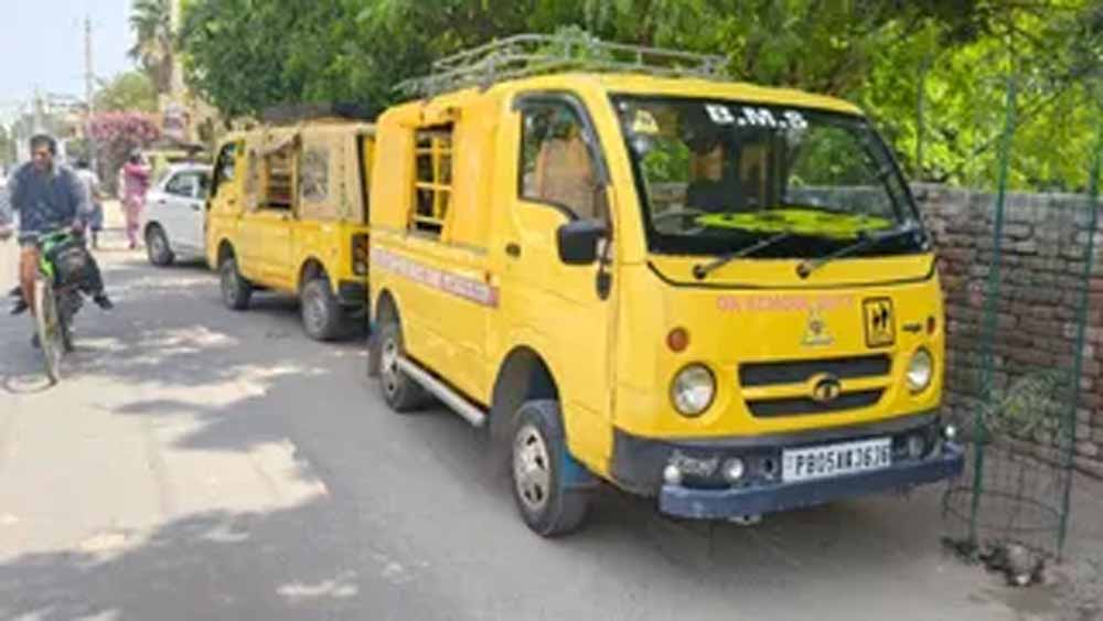 स्कूल वैन ड्राइवरों की हड़ताल, पंजाब में कल बच्चों को नहीं मिलेगी वैन सेवा स्कूल वैन ड्राइवरों की हड़ताल, पंजाब में कल बच्चों को नहीं मिलेगी वैन सेवा