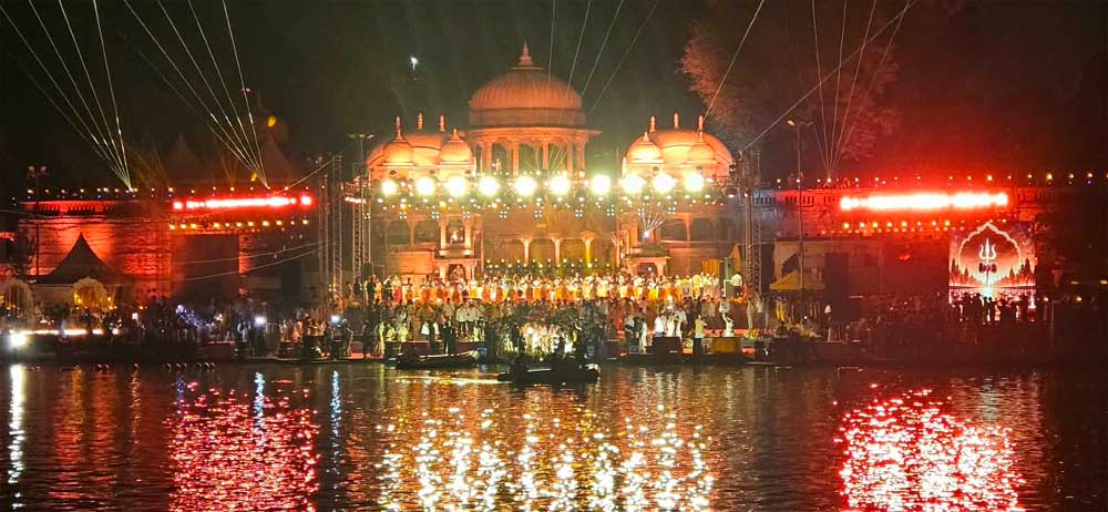 प्रधानमंत्री मोदी के जन्मदिवस पर मुख्यमंत्री डॉ. यादव और राष्ट्रीय अध्यक्ष नबीन ने प्रज्ज्वलित किया आशीर्वाद का दीया प्रधानमंत्री मोदी के जन्मदिवस पर मुख्यमंत्री डॉ. यादव और राष्ट्रीय अध्यक्ष नबीन ने प्रज्ज्वलित किया आशीर्वाद का दीया