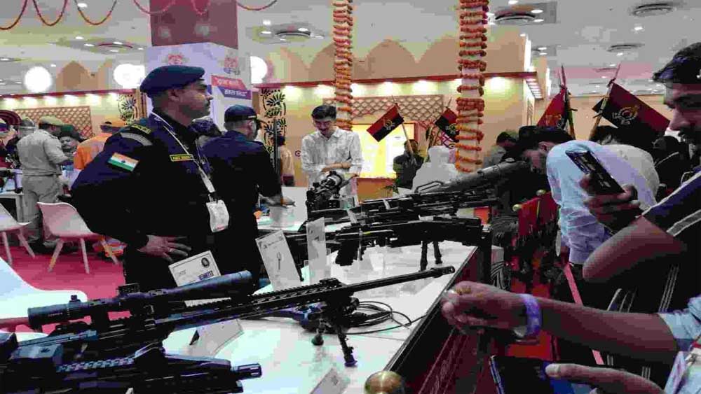 योगी सरकार की स्मार्ट पुलिसिंग का दबदबा देखने उमड़ रहे देश और विदेश के विजिटर्स