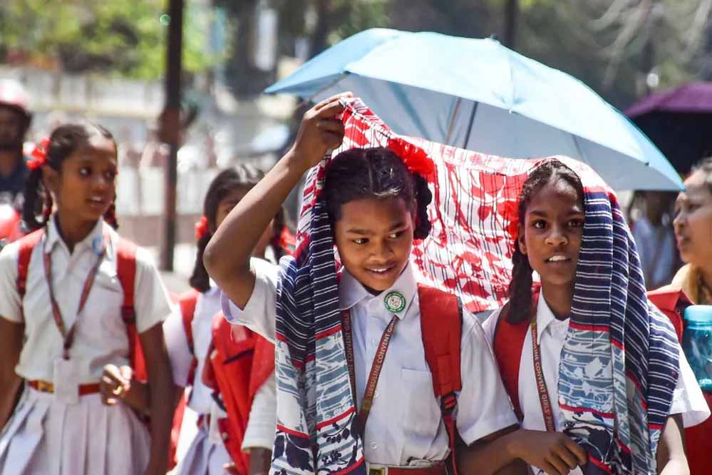ग्वालियर-चंबल में बढ़ी गर्मी, 35.2°C पहुंचा तापमान; बारिश की संभावना ग्वालियर-चंबल में बढ़ी गर्मी, 35.2°C पहुंचा तापमान; बारिश की संभावना