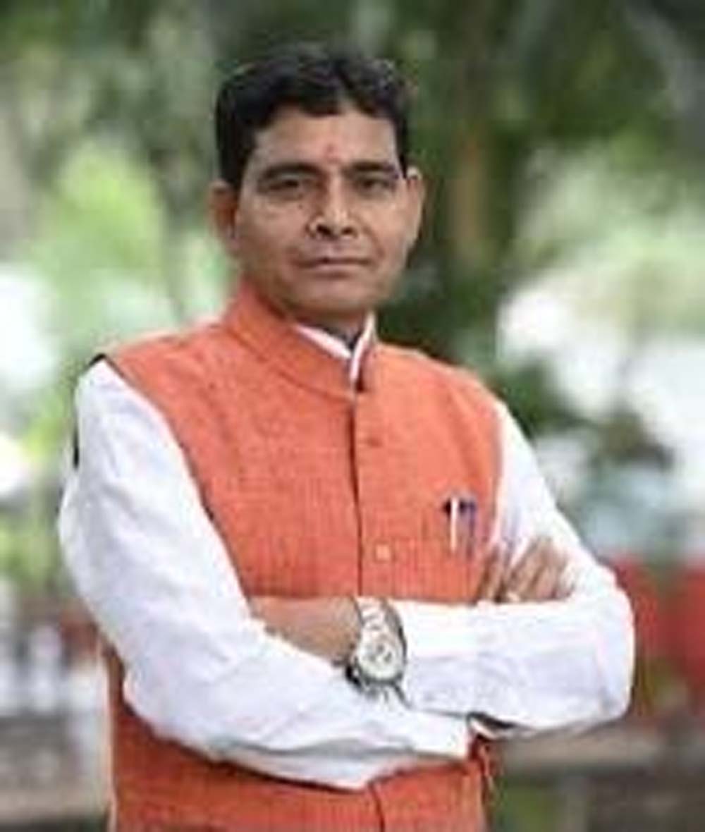 युवाओं के आत्मविश्वास और व्यक्तित्व विकास की दिशा में एक मील का पत्थर- मंत्री टंक राम वर्मा युवाओं के आत्मविश्वास और व्यक्तित्व विकास की दिशा में एक मील का पत्थर- मंत्री टंक राम वर्मा